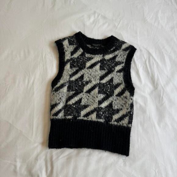 Iro black and white houndstooth - Picture 1 of 3